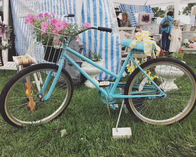 Weekending Teal Bike with Flowers 