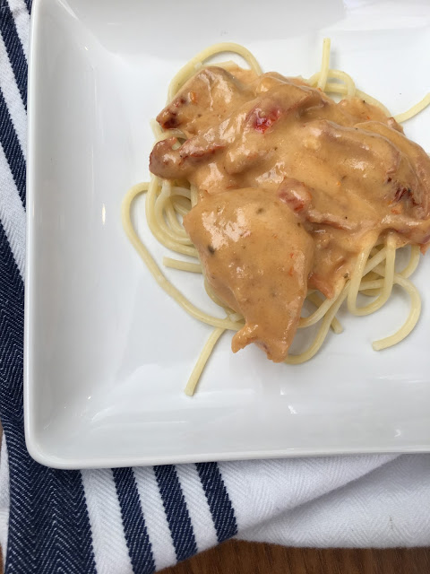 Sun-dried Tomato Pasta with Chicken 