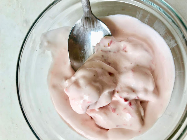 Homemade Fresh and Sweet Strawberry Ice Cream 