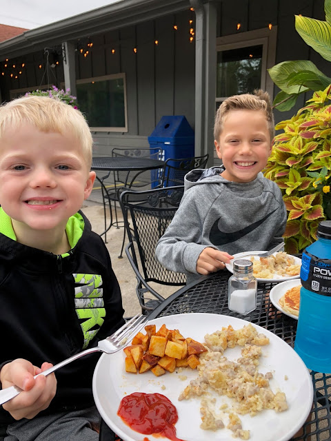 Weekend Recap Boys eating outside at Meriwhether Cafe Rocheport, MO 